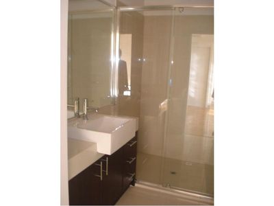 14 / 28 Burton Avenue, Clayton
