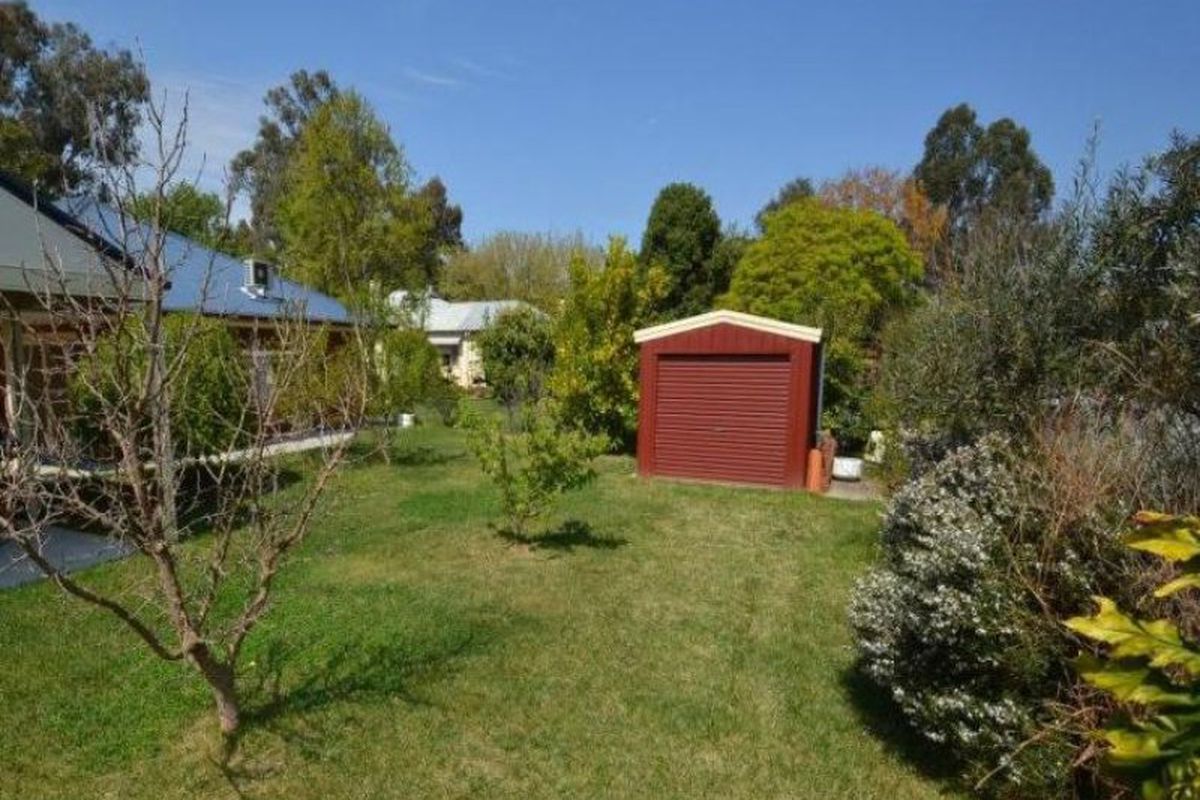 38 Livingstone Street, Avenel