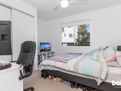 14/29 Henderson Road, Everton Hills