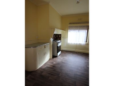 14 Clonard Avenue, Geelong West