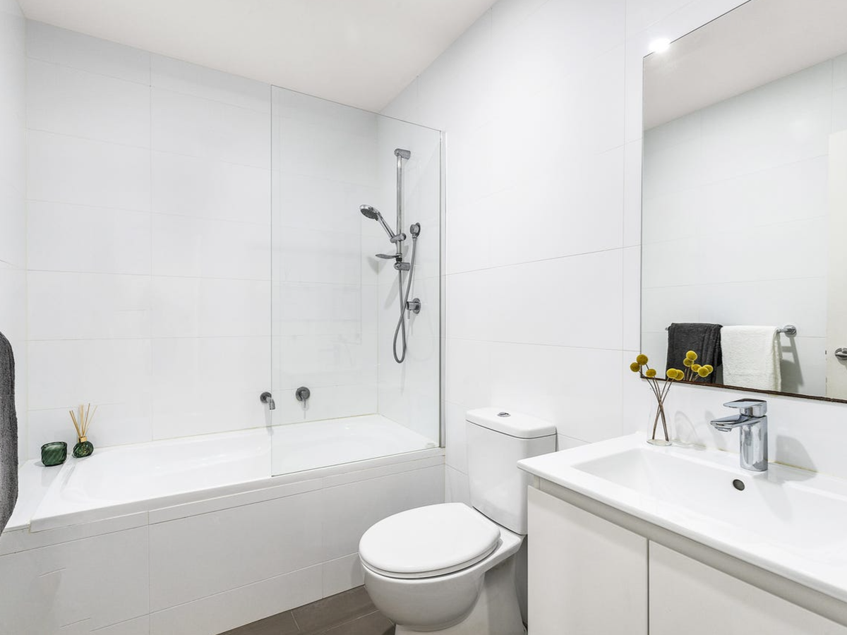 706 / 18-24 Romsey Street, Waitara