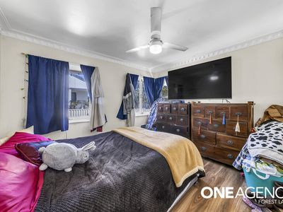 6 Sanderling Street, Inala