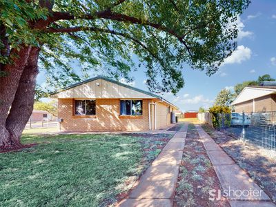 4 Salter Drive, Dubbo