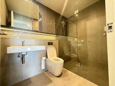 3402 / 5 Gadigal Avenue, Waterloo