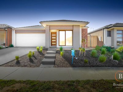37 Parrot Drive, Weir Views