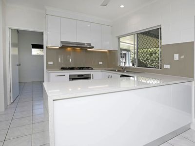 6 Mcrobbs Close, Edmonton