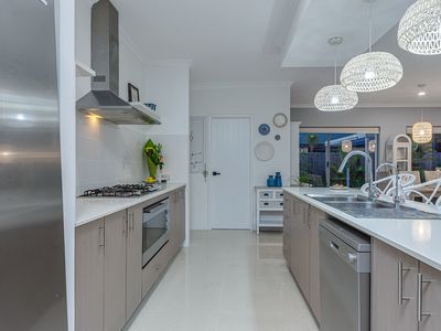 146 Lagoon Drive, Yanchep