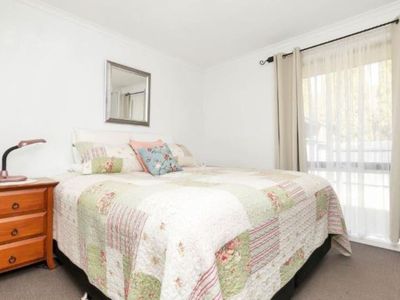 7 Golden Square Crescent, Hoppers Crossing