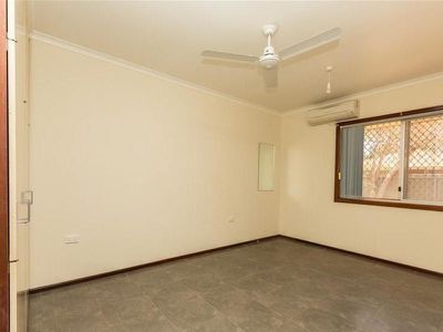 9 Yarrunga Crescent, South Hedland