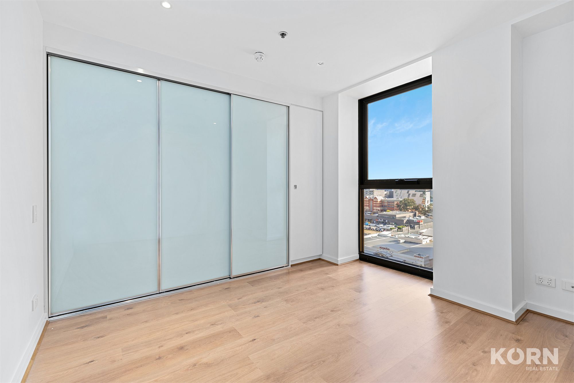 1101 / 10 Balfours Way, Adelaide