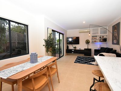 5 / 6 Braewood Court, Nollamara