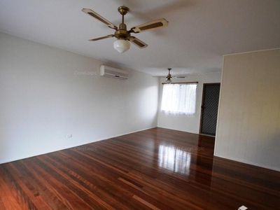 9 She-Oak Street, Logan Central