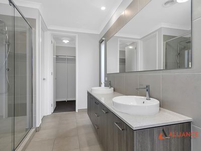 10 Notchwood Crescent, Donnybrook