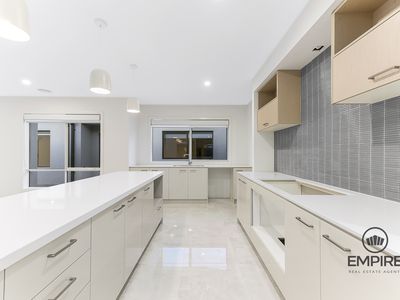 142 Yeungroon Boulevard, Clyde North