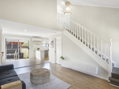 2 / 54 Pur Pur Avenue, Lake Illawarra
