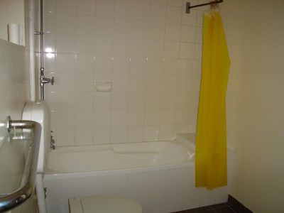 2 / 159-161 Roslyn Road, Belmont