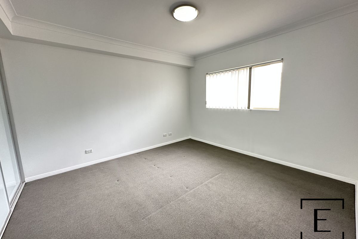 11 / 4 Bridge Road, Homebush