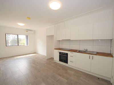 3 / 72-76 The Horsley Drive, Carramar