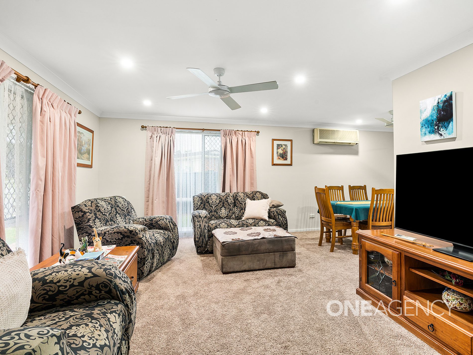 27 Isa Road, Worrigee