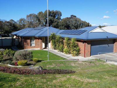 14 Parry St, Seymour