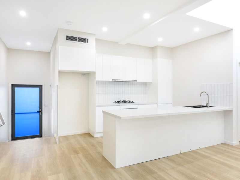 6 / 2 Cowper Street, Fairy Meadow