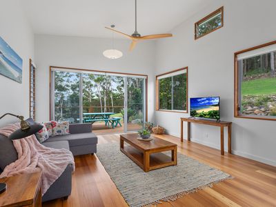 2991 The Lakes Way, Tarbuck Bay