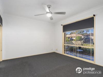 6 Tweed Court, Wattle Grove