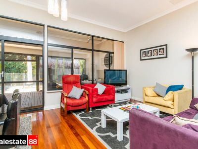 10 St Oswald Rise, Churchlands