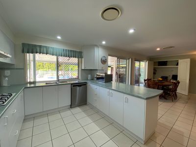 1 Foxwood Court, Dundowran Beach