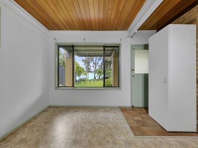 10 Marine Parade, Rocky Point