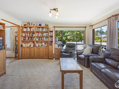 6 Mitchell Place, Narooma