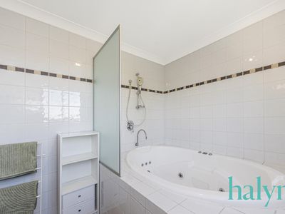 27 Tully Road, East Perth