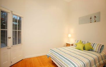 37 Stradbroke Avenue, Cowes