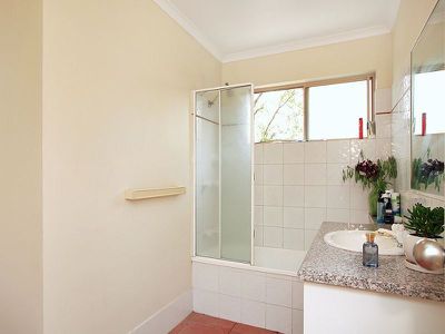2 / 2 Sunseeker Place, Noosaville