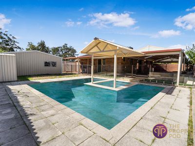 1 Rusthall Way, Huntingdale