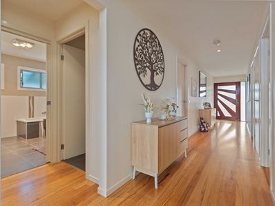 64 Kb Timms Drive, Eden