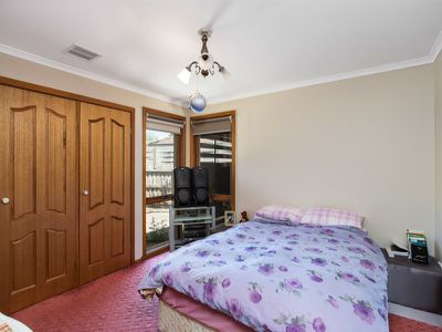 11 Wallara Road, Werribee