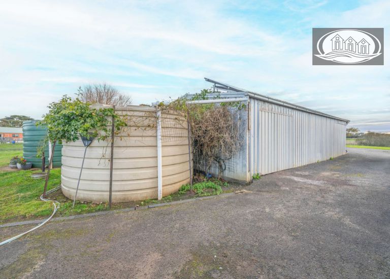 42 Graves Street, Narrawong