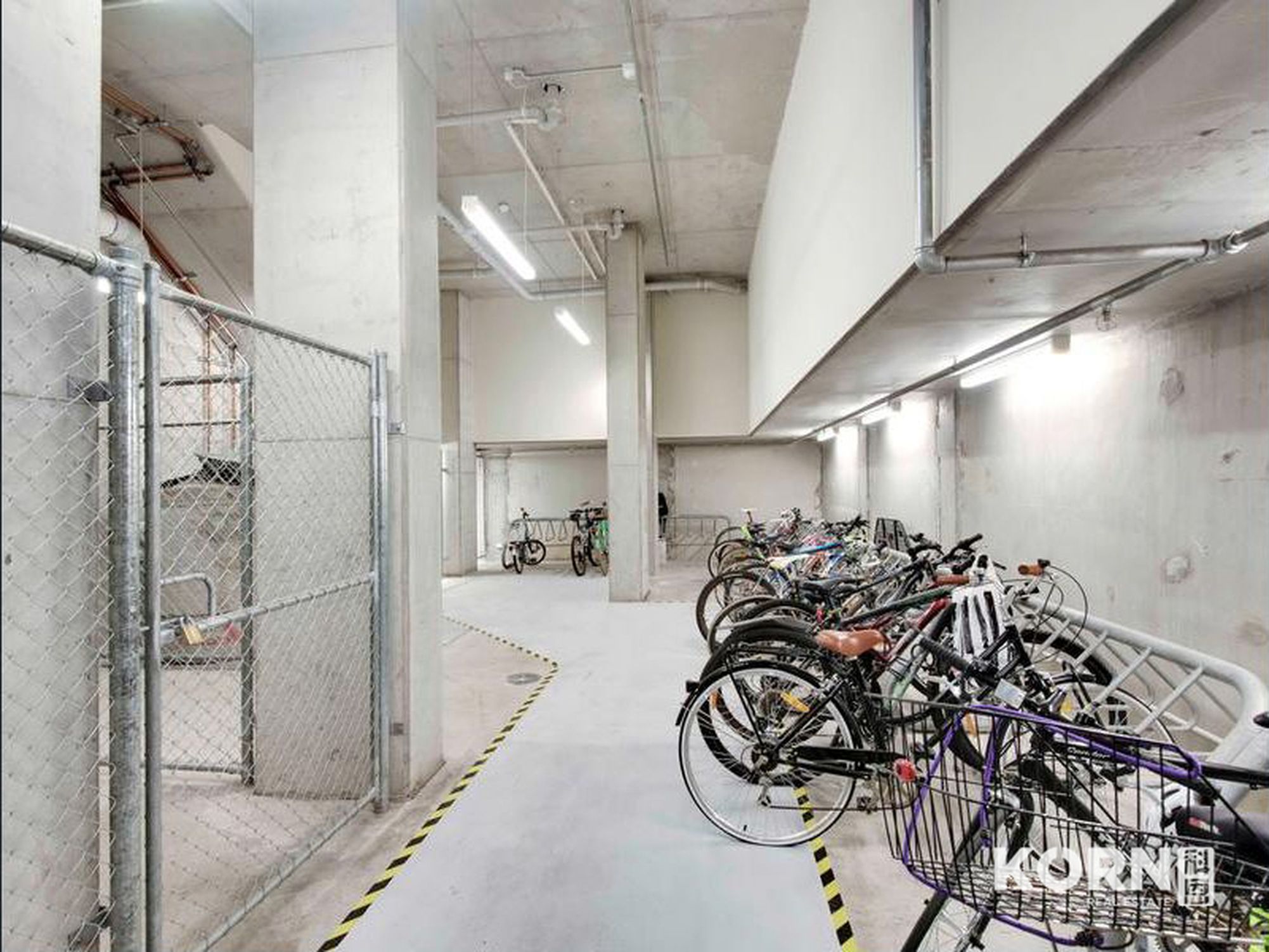 1004 / 15 Synagogue Place, Adelaide
