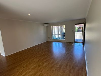 9 / 3 ROSEGUM PLACE, Redbank Plains