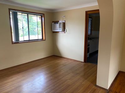 10 Oakborne Rd , Casula