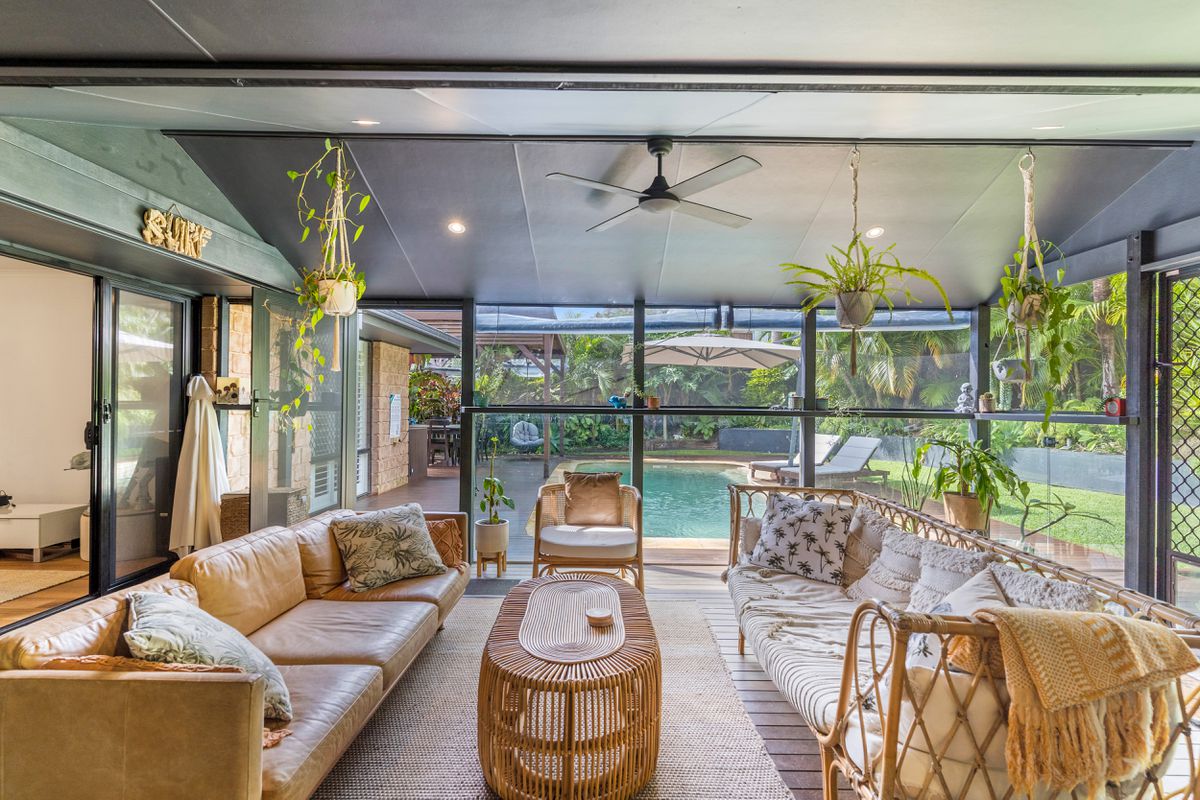 6 Lakeside Way, Lennox Head