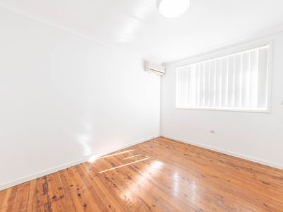 2 Ellis Parade, Yennora