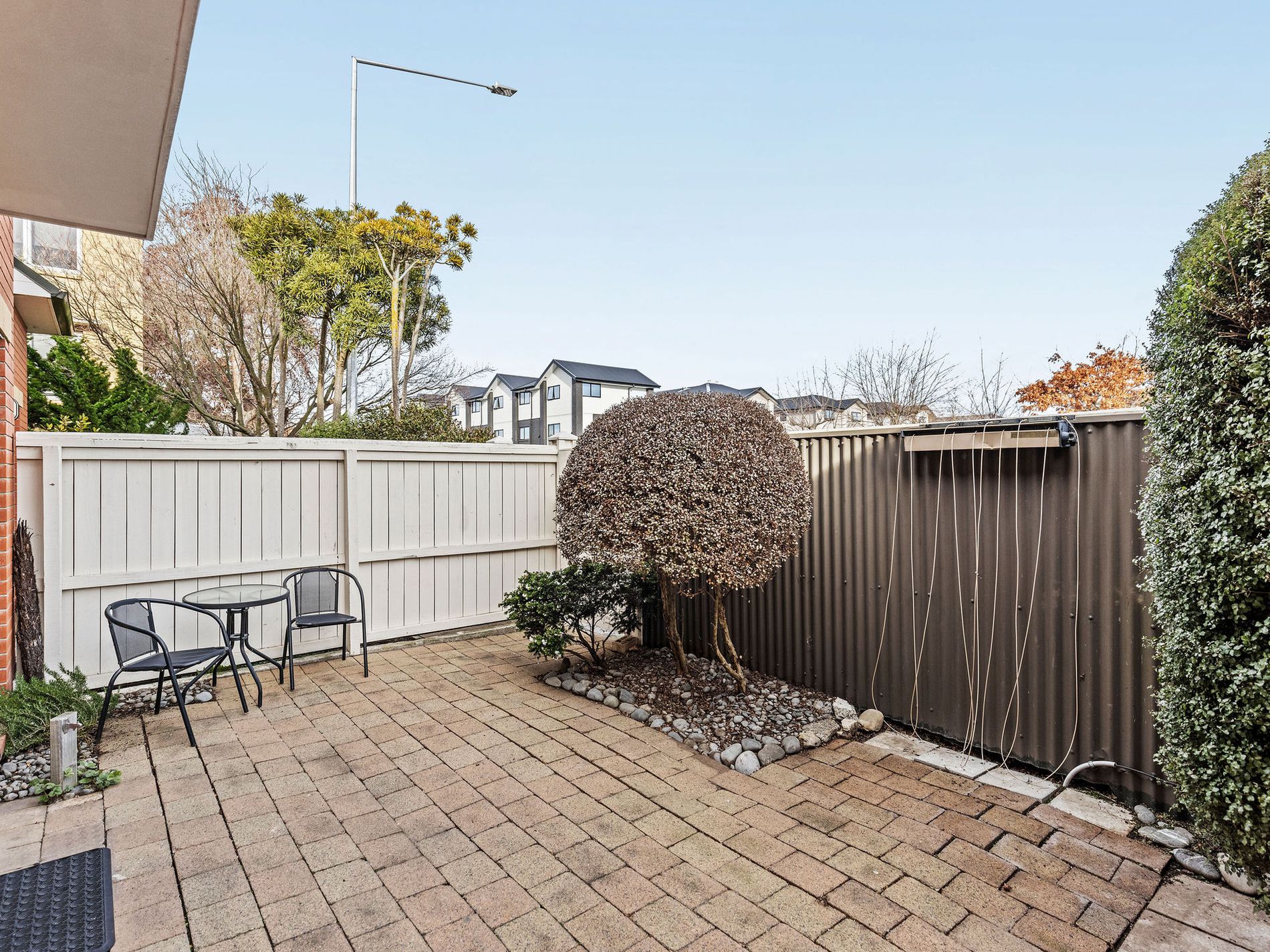 2 / 384 Madras Street, City Centre