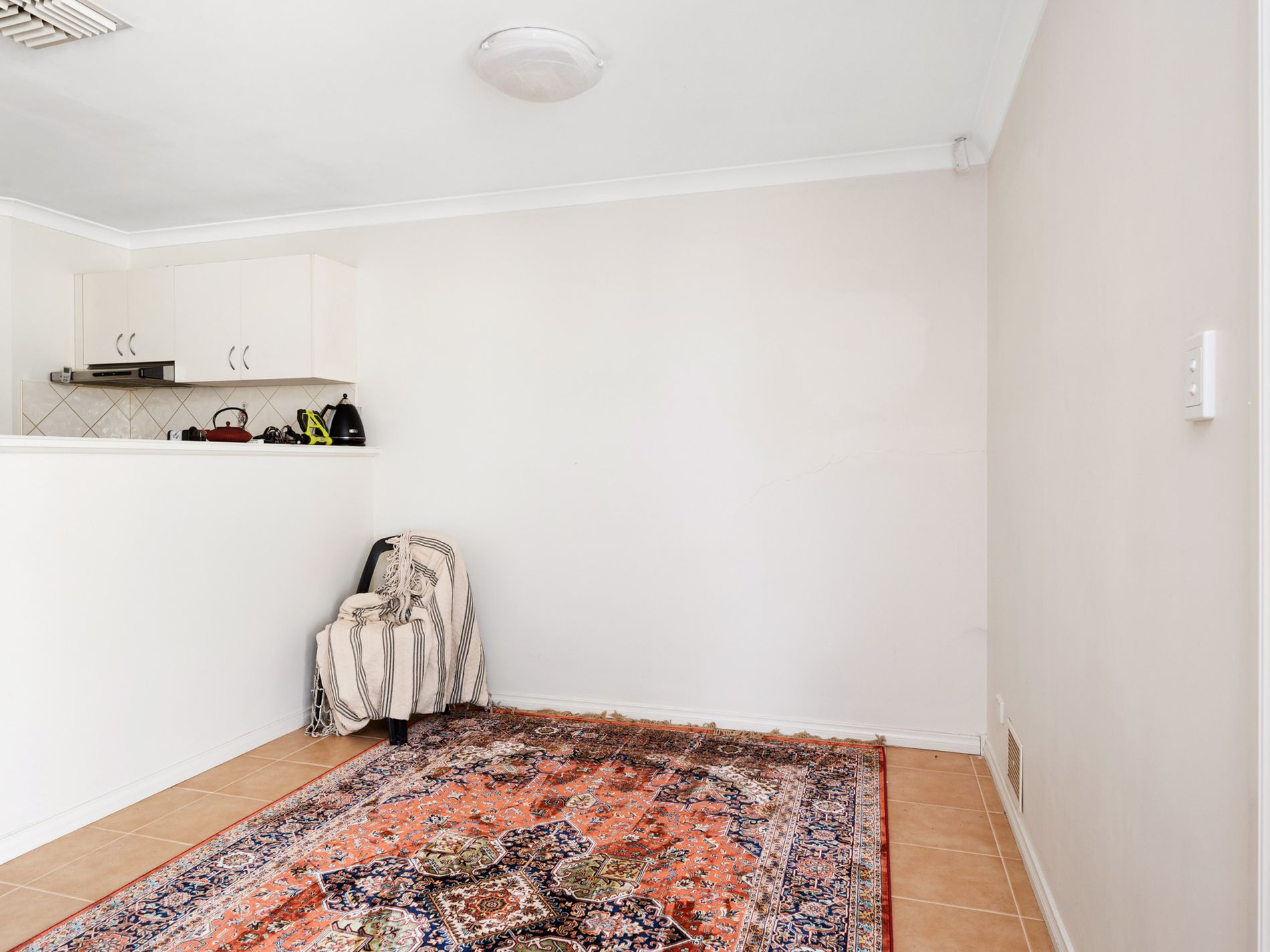 6 / 10 Great Eastern Highway, Somerville