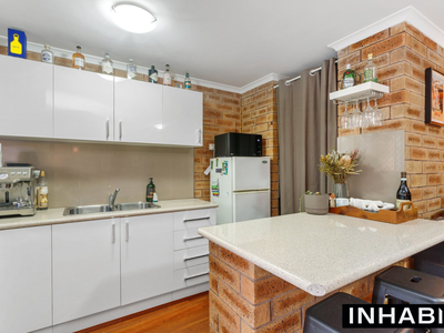 8 / 10 Wright Street, Perth