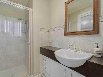 7 Hallem Street, George Town