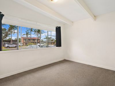 33 Kingsford Smith Crescent, Sanctuary Point