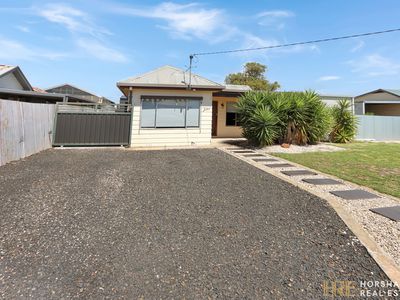 21A Bradshaw Street, Horsham