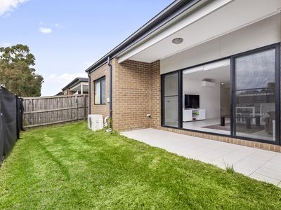 22 Oscar Circuit, Roxburgh Park